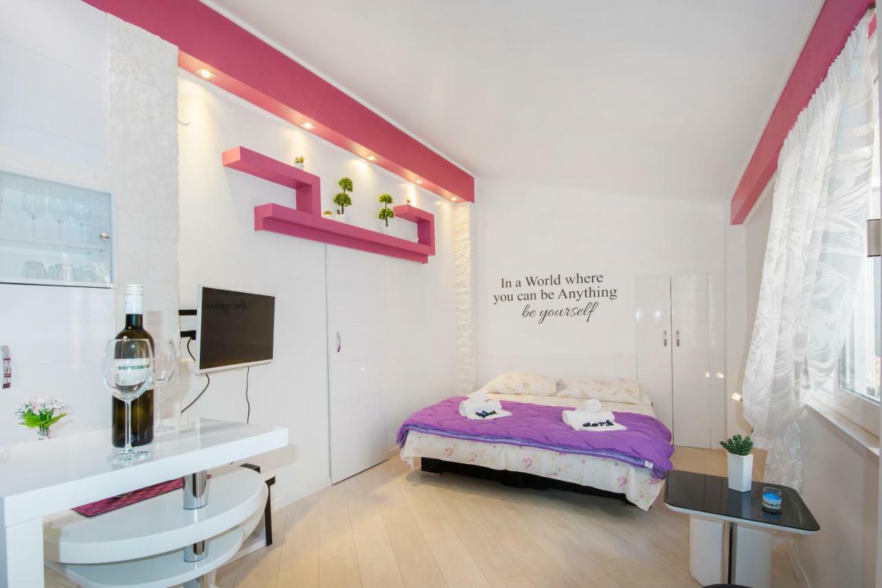 Cute Little Apartment In The Old Town Split Exterior foto